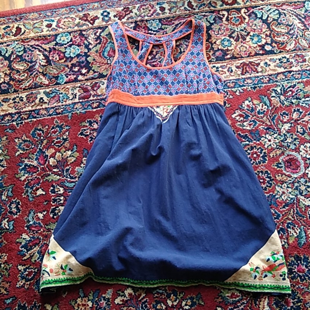 Urban Outfitters Écouté Dress